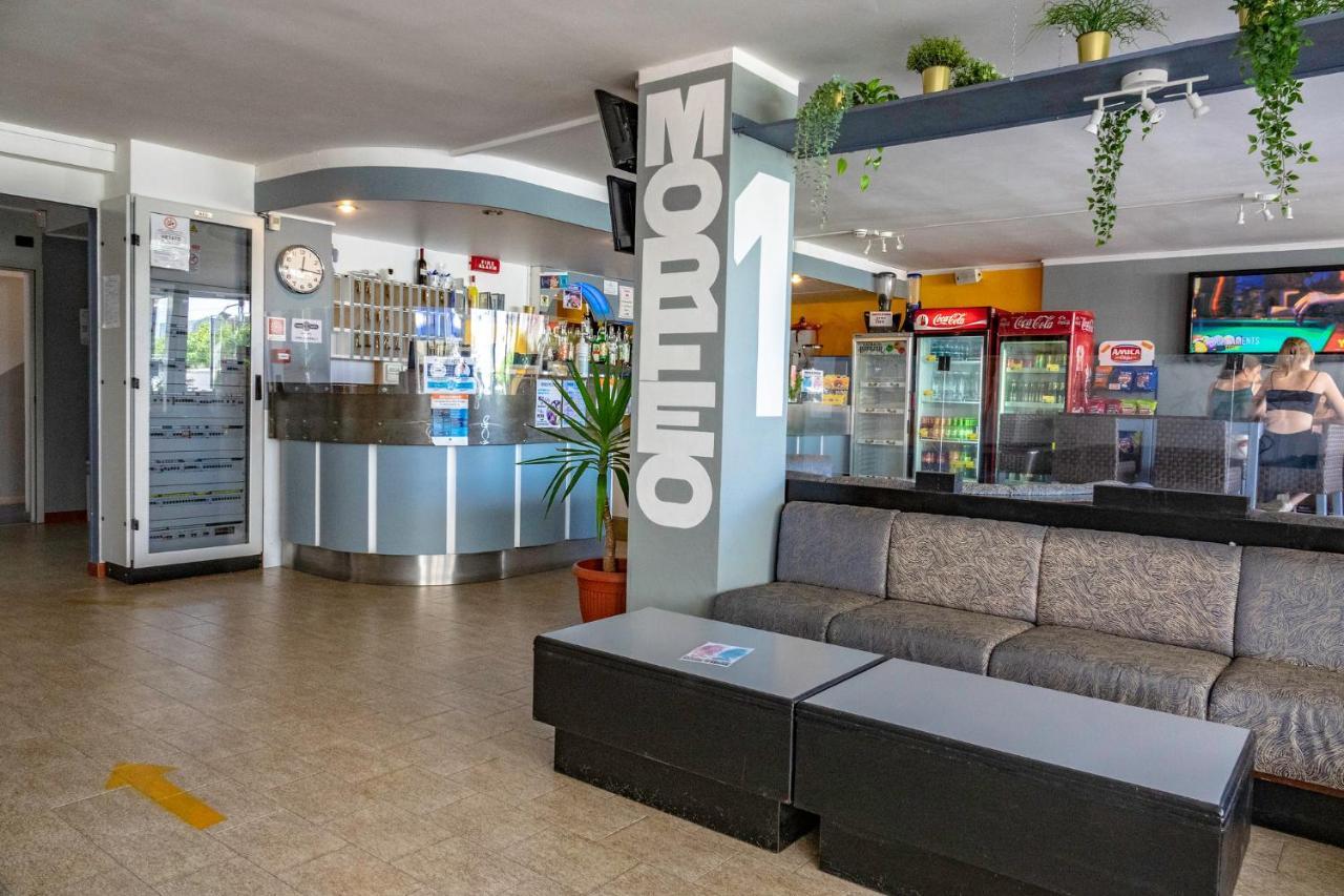Hotel Morfeo - Young People Hotels (Adults Only) Rimini Exterior foto