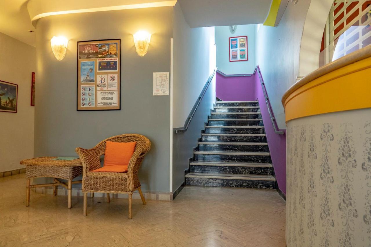 Hotel Morfeo - Young People Hotels (Adults Only) Rimini Exterior foto