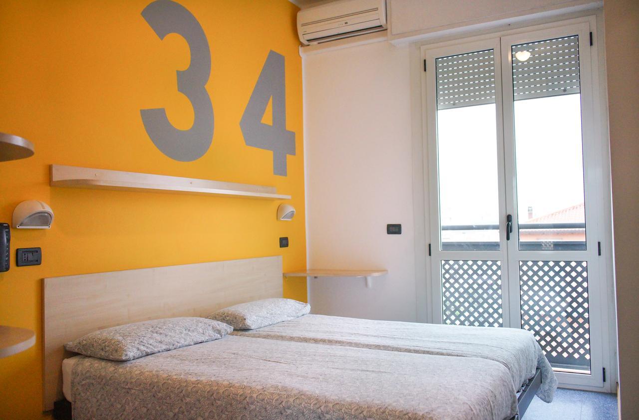 Hotel Morfeo - Young People Hotels (Adults Only) Rimini Exterior foto